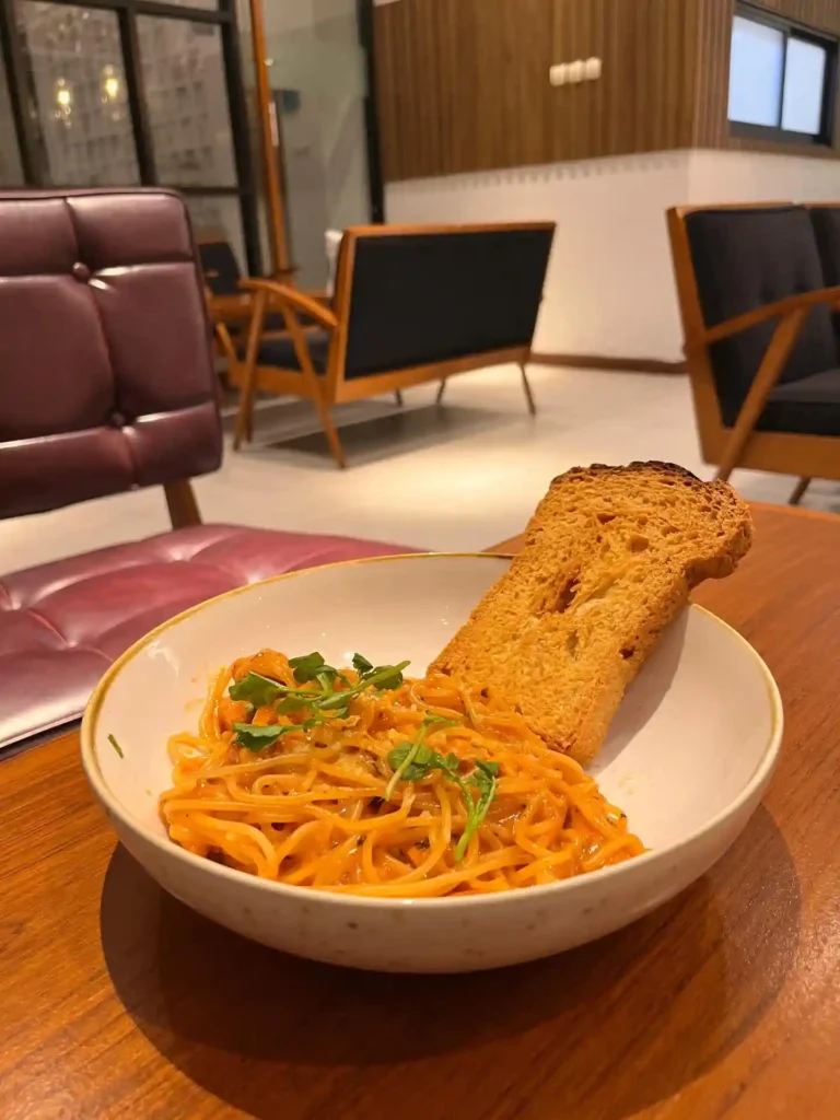 Menu Spagheti dengan porsi full
