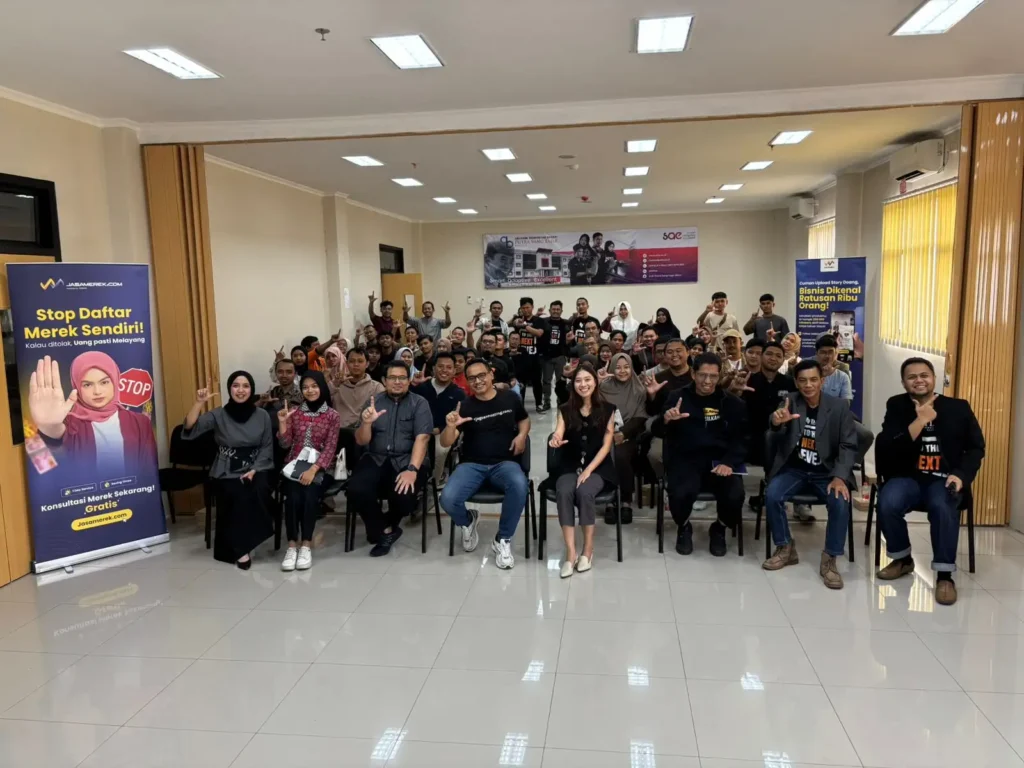 Komunitas tangan di atas Blitar