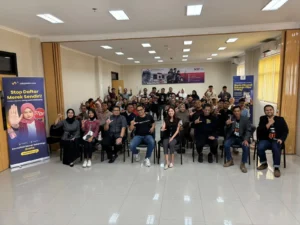 Komunitas tangan di atas Blitar