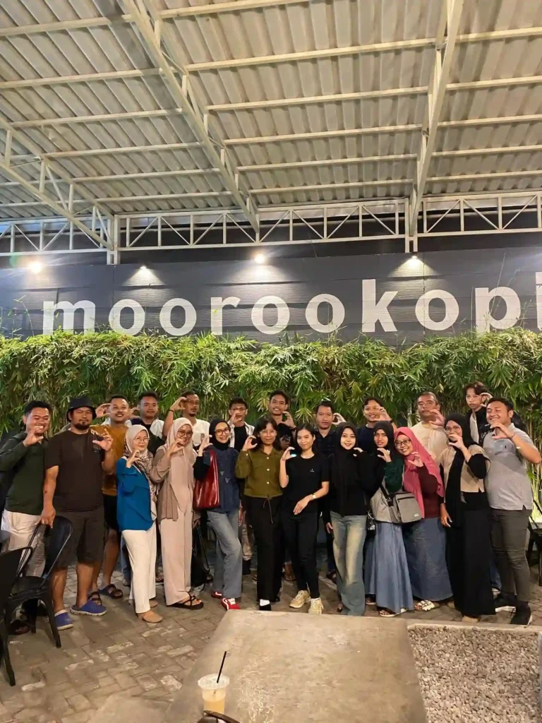 foto bareng setelah acara manajemen keuangan