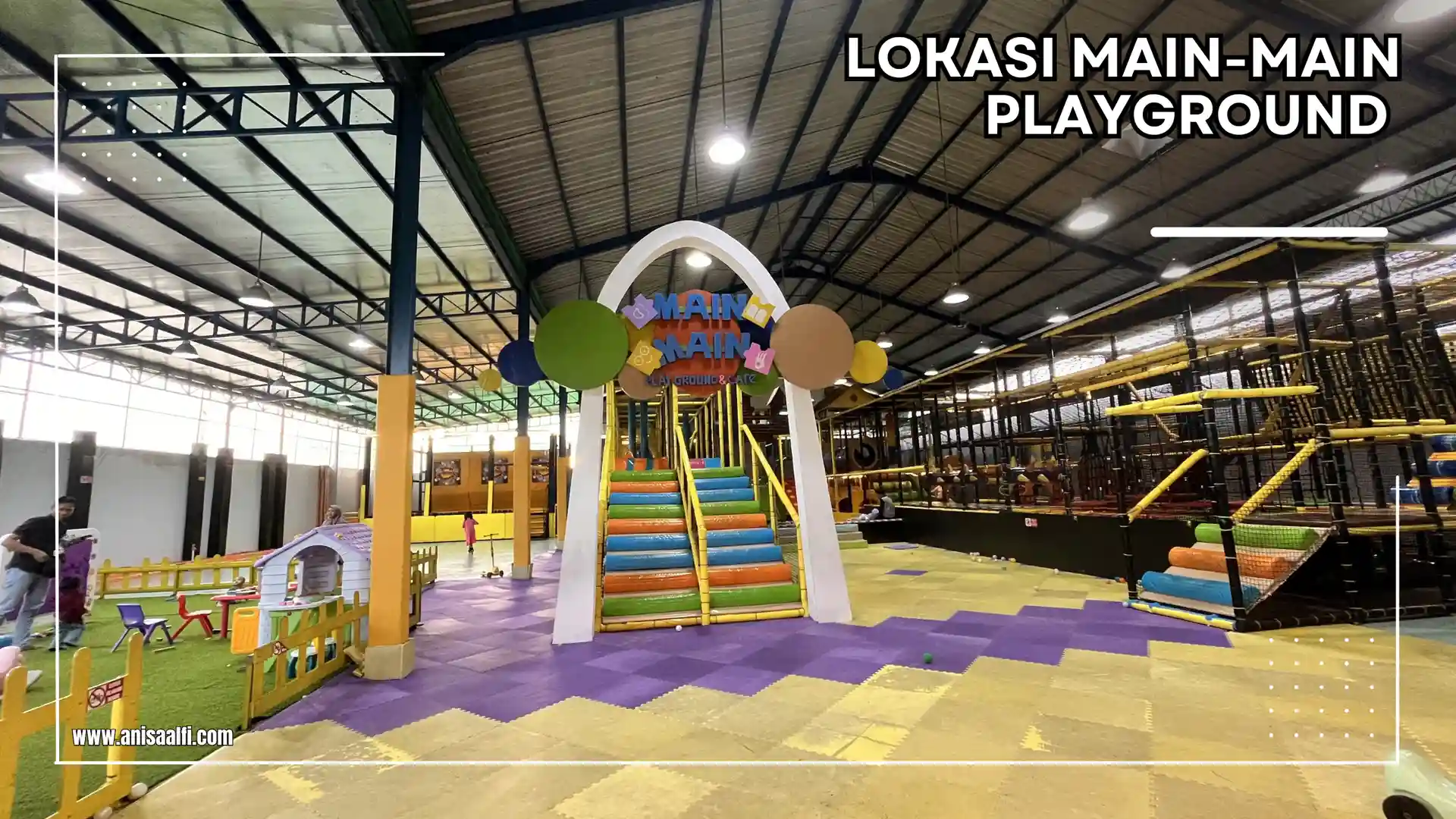 Lokasi main-main playground
