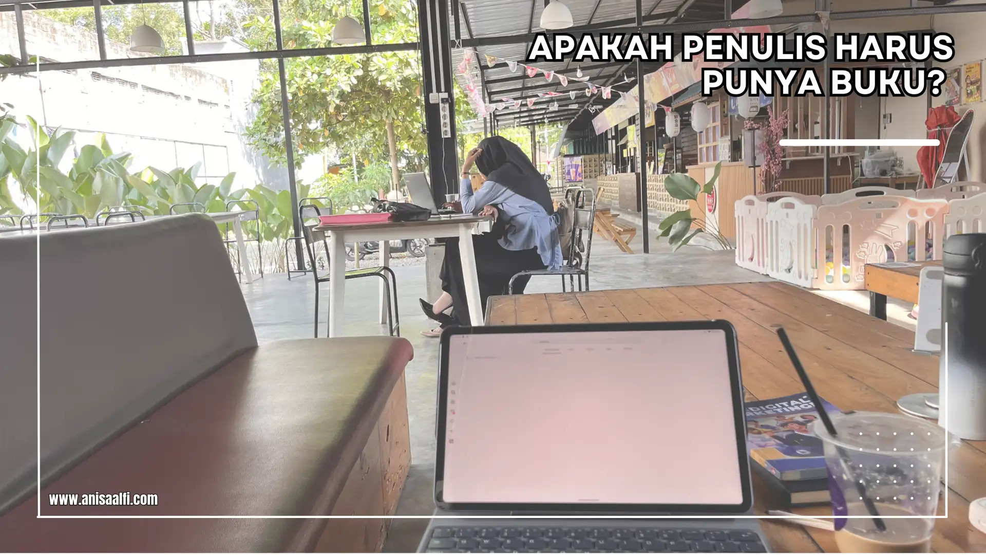 Dapat uang dari menulis